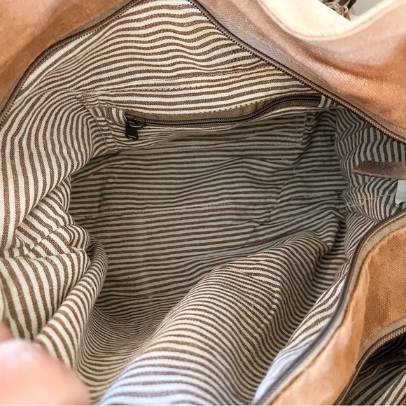 Clea Ray The Seafood Heaven Canvas Tote. - Picture 13 of 14